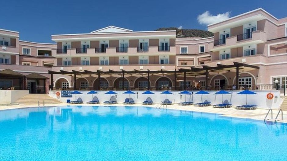 Sunshine Crete Village Pool
