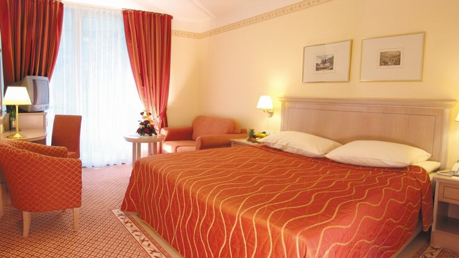 Grand Hotel Sava Room