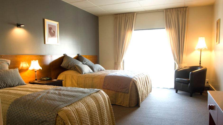 The Victoria Hotel Dunedin Room