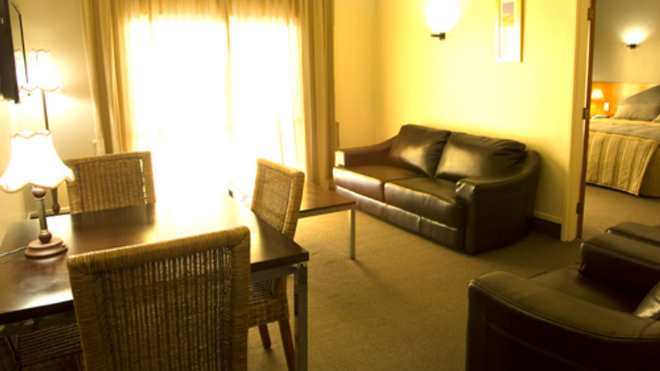 The Victoria Hotel Dunedin Suite