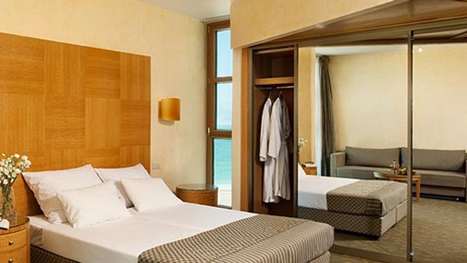 Herbert Samuel Hood Dead Sea Room