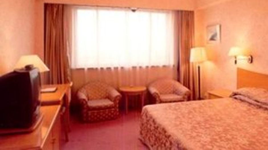 Jin Sha Hotel Room