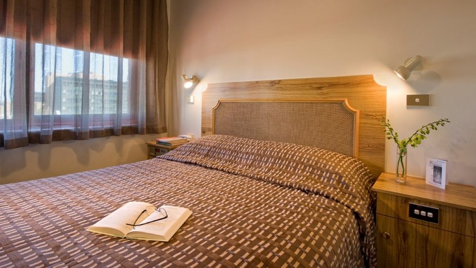 Adelaide Paringa Motel Room