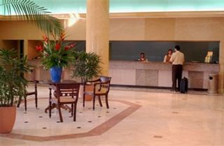 Courtyard Isla Verde Beach Resort