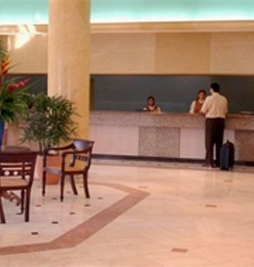 Courtyard Isla Verde Beach Resort