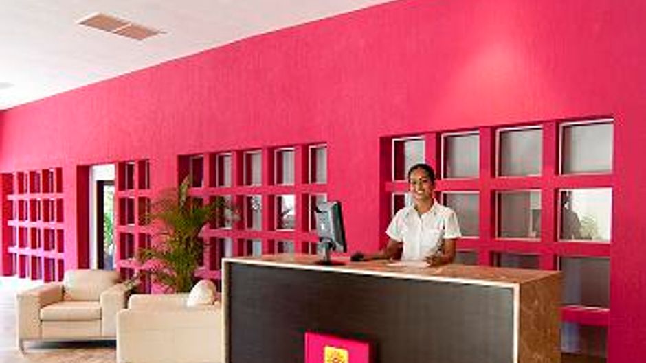 Hotel Margaritas Cancun Lobby
