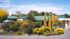 Commodore Court Motel