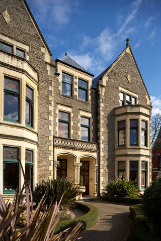 Lincoln House Private Hotel