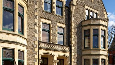 Lincoln House Private Hotel
