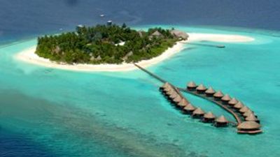 Angaga Island Resort & Spa