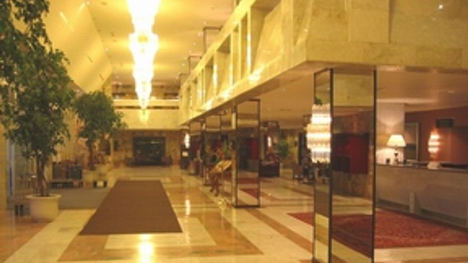 Aerostar Hotel Lobby