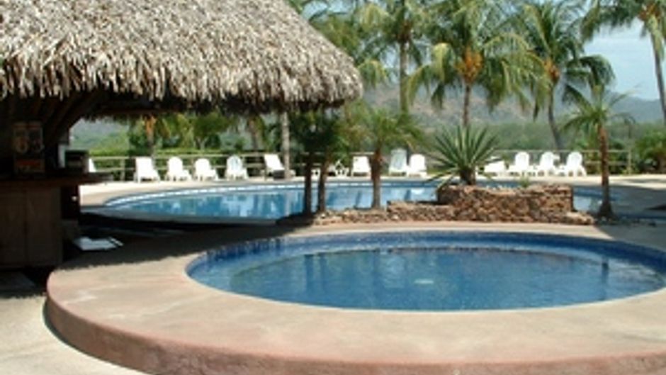 Flamingo Marina Resort Pool