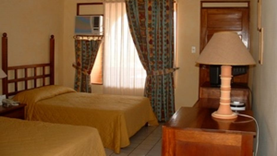 Flamingo Marina Resort Room