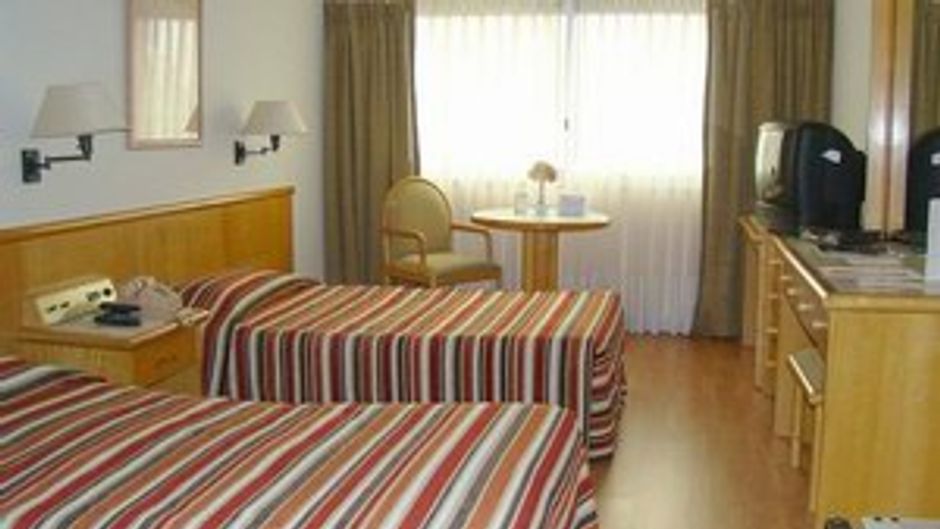 Lafayette Hotel Room