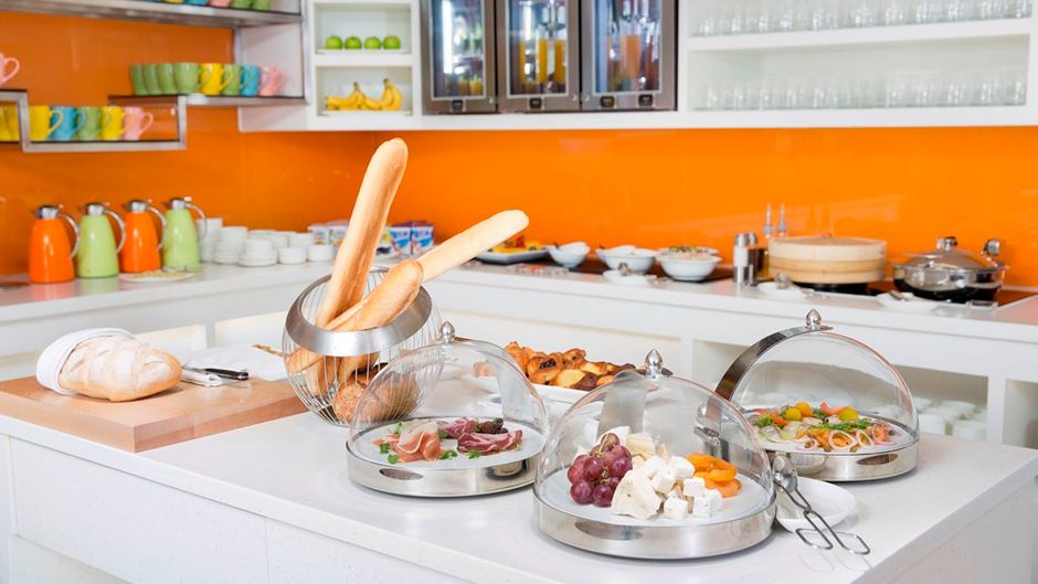 OZO Wesley Hong Kong Restaurant