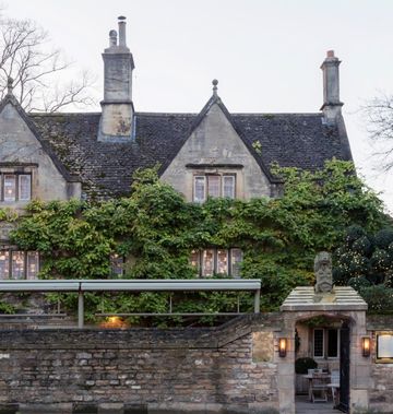 Old Parsonage Hotel