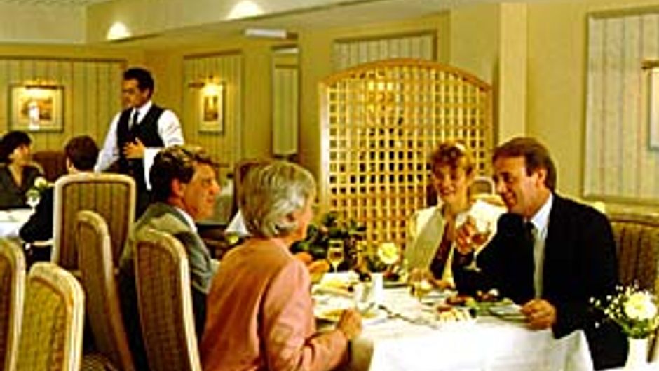 The Queens Park Hotel Restaurant