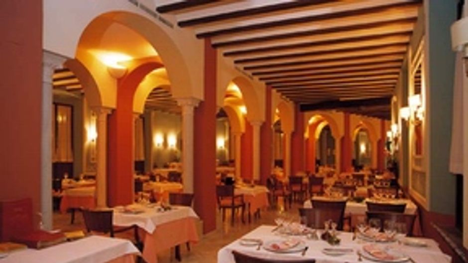 Alcazar de la Reina Restaurant