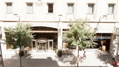 Gallery Hotel