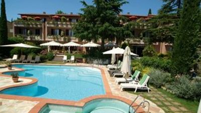 Relais Santa Chiara Hotel