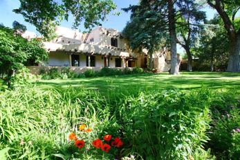 Inn on La Loma Plaza