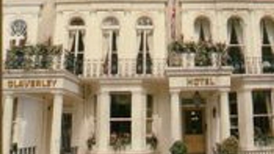 Claverley Court Apartments Exterior