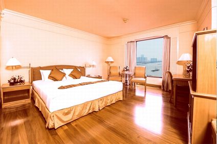 The Montien Riverside Hotel