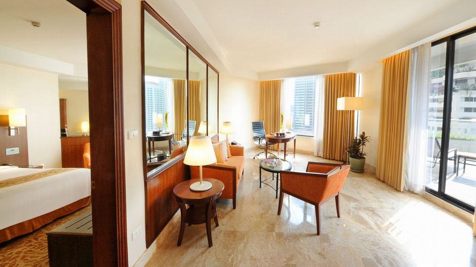 Rembrandt Hotel Bangkok Suite