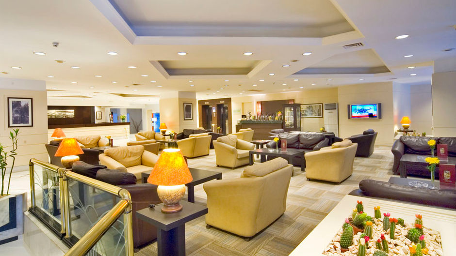 Richmond Istanbul Hotel Lobby