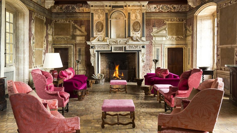 Chateau de Bagnols Lobby