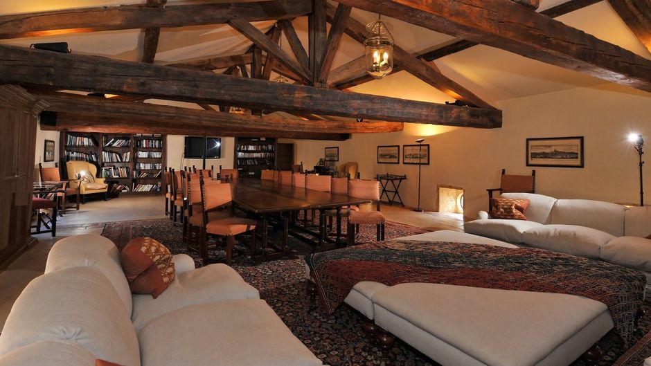 Chateau de Bagnols Meeting