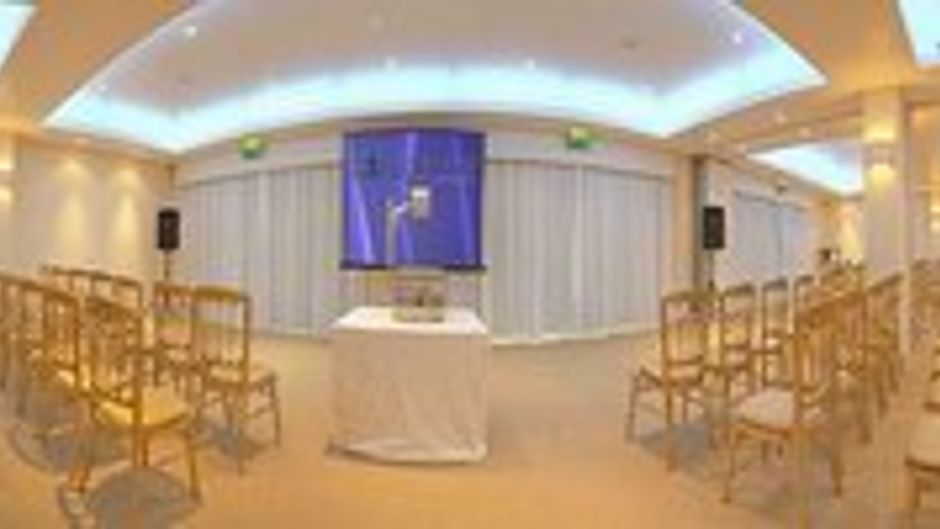 Raglan Hotel Meeting
