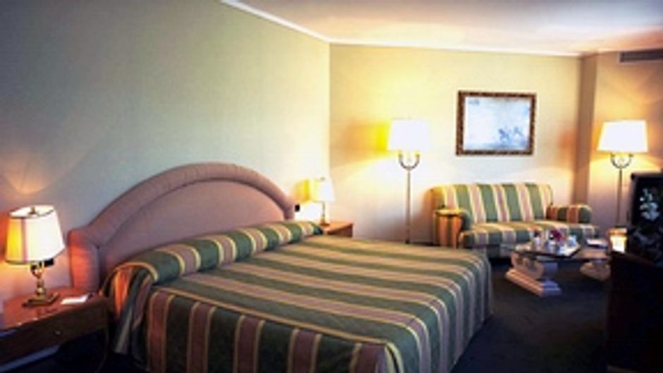 Tower Genova Hotel & Conference Center Room