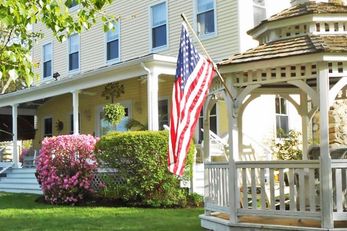 Lakeview Inn