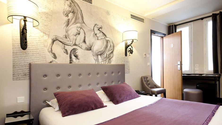Hotel Ducs d'Anjou Room