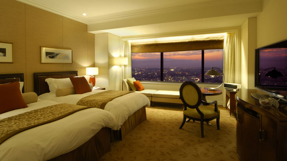 Yokohama Royal Park Hotel Room