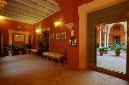 Casa Palcaio de Carmona