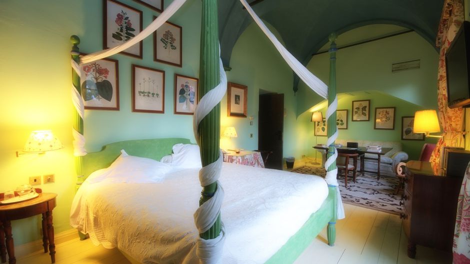 Casa Palcaio de Carmona Room