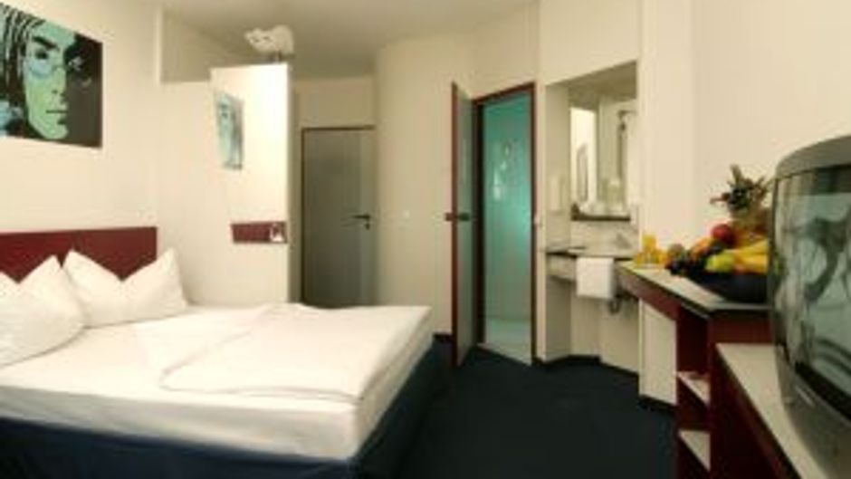 LifeHotel Vienna Airport Room