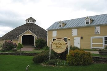 The Inn at the Round Barn Farm