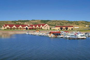 Arrowwood Cedar Shore Resort