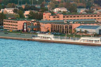 Hotel Rimouski and Convention Centre