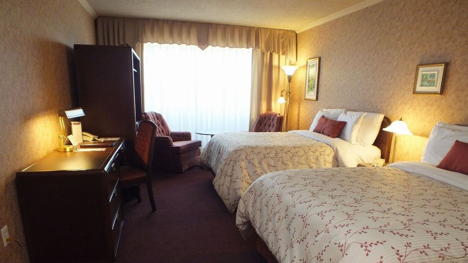 Hotel Rimouski and Convention Centre Room