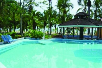 Las Palmas Beach Resort