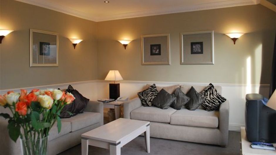 Collingham Serviced Apartments Meeting
