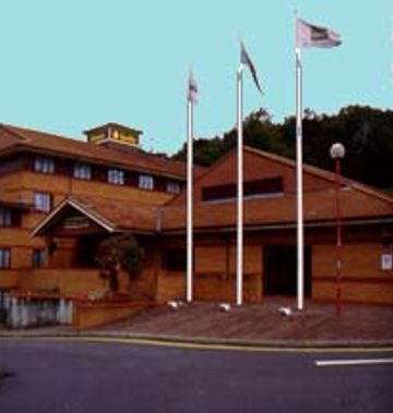 Holiday Inn Cardiff North M4J