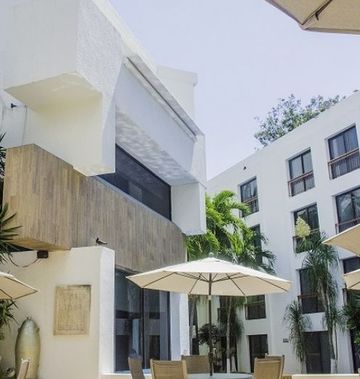 Capital Plaza Hotel