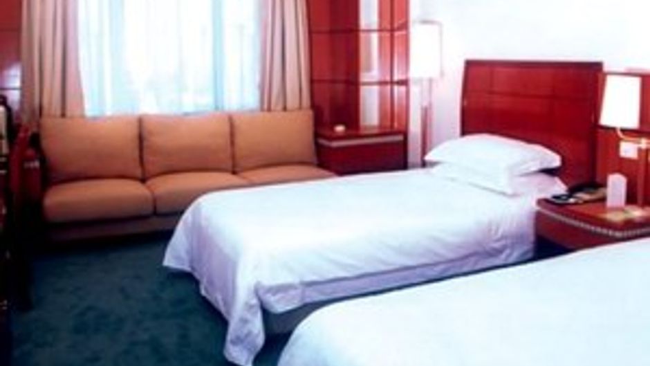 Jianguo Hotel Shanghai Room