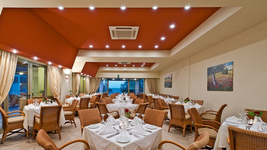 Santa Marina Plaza Banquet
