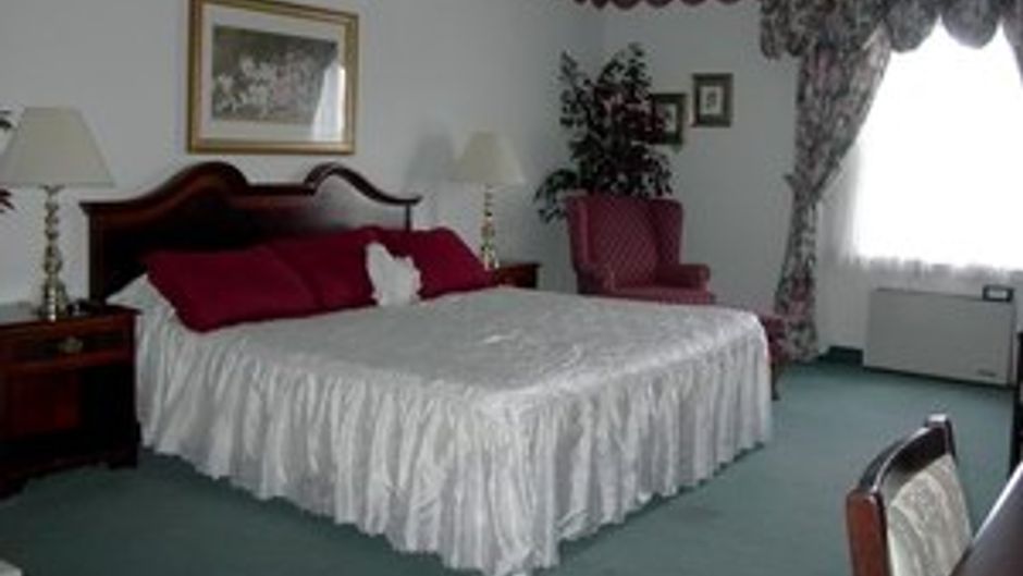 Best Value Inn & Suites Room